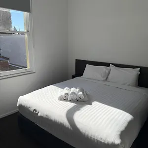 queens-head-hotel.top-hotels-hobart.com/
